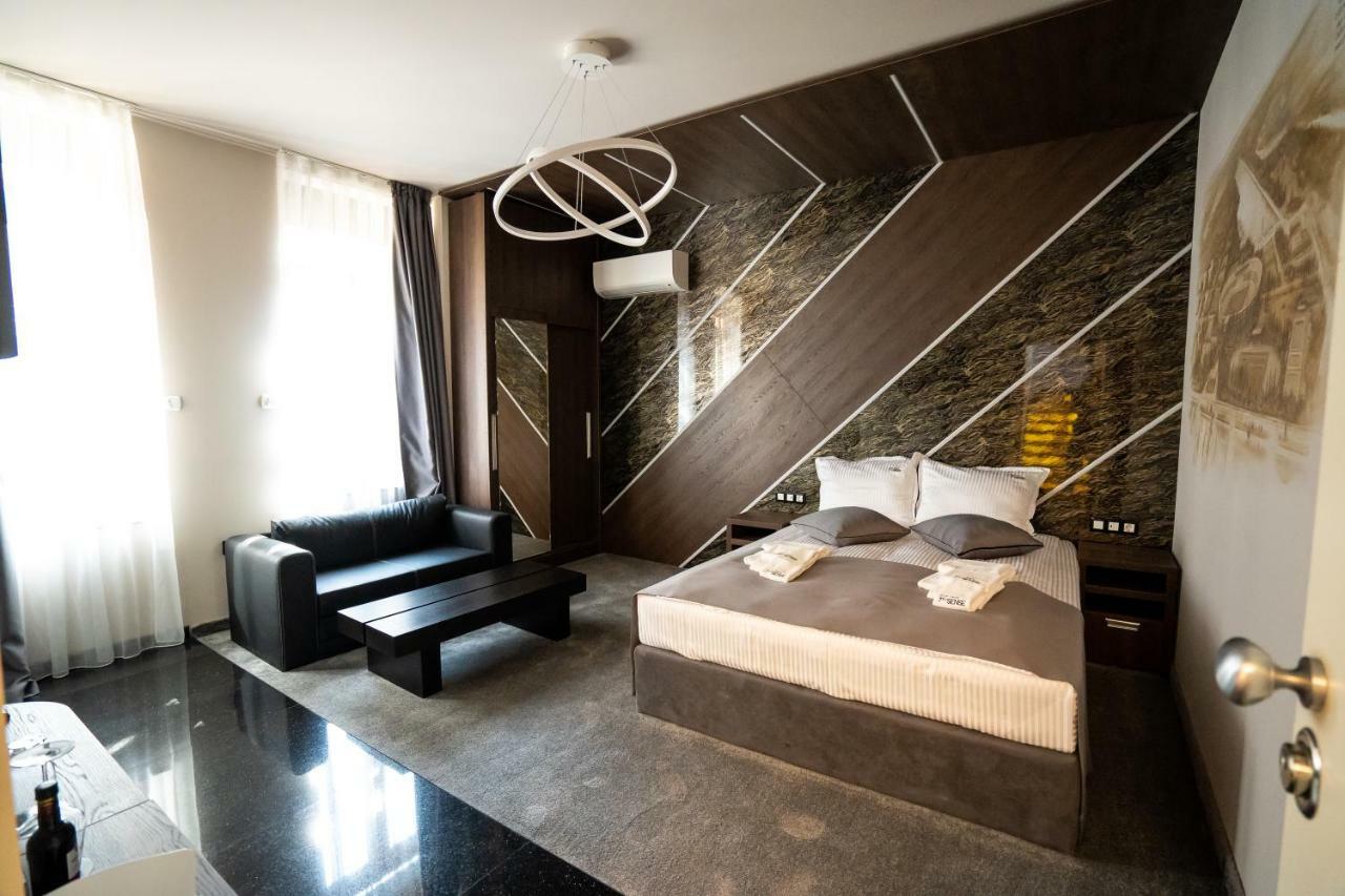 Boutique Guest House 7Th Sense Plovdiv Exteriör bild